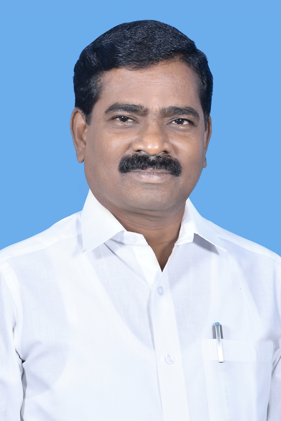 கடம்பூர் ராஜுவின் விலகல் வெட்கக்கேடு: டாக்டர் கோசல்ராம் ராஜா கடும் விமர்சனம்!!