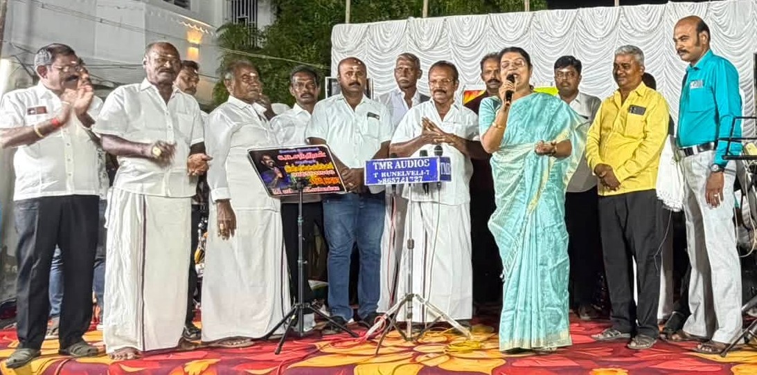 ஆதிக்க சக்திகளுக்கு முற்றுப்புள்ளி வைத்து வளா்ந்தவா்கள் பத்திரகாளியம்மன் கோவில் உருவாக்கியுள்ளாா்கள். பிரையன்ட்நகா் கோவில் விழாவில் முன்னாள் அமைச்சா் கீதாஜீவன் பேசினாா்.